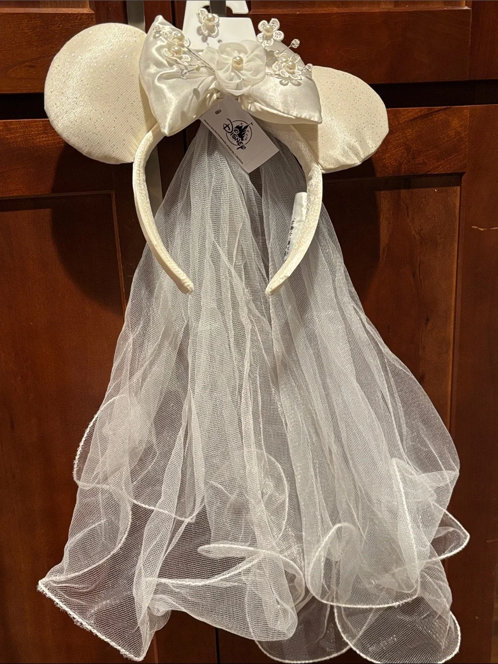 Disney Bridal Ivory Satin Minnie Ears Headband with Veil